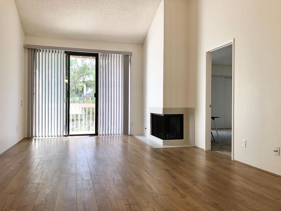 1st image of 26701 Quail Crk APT 24