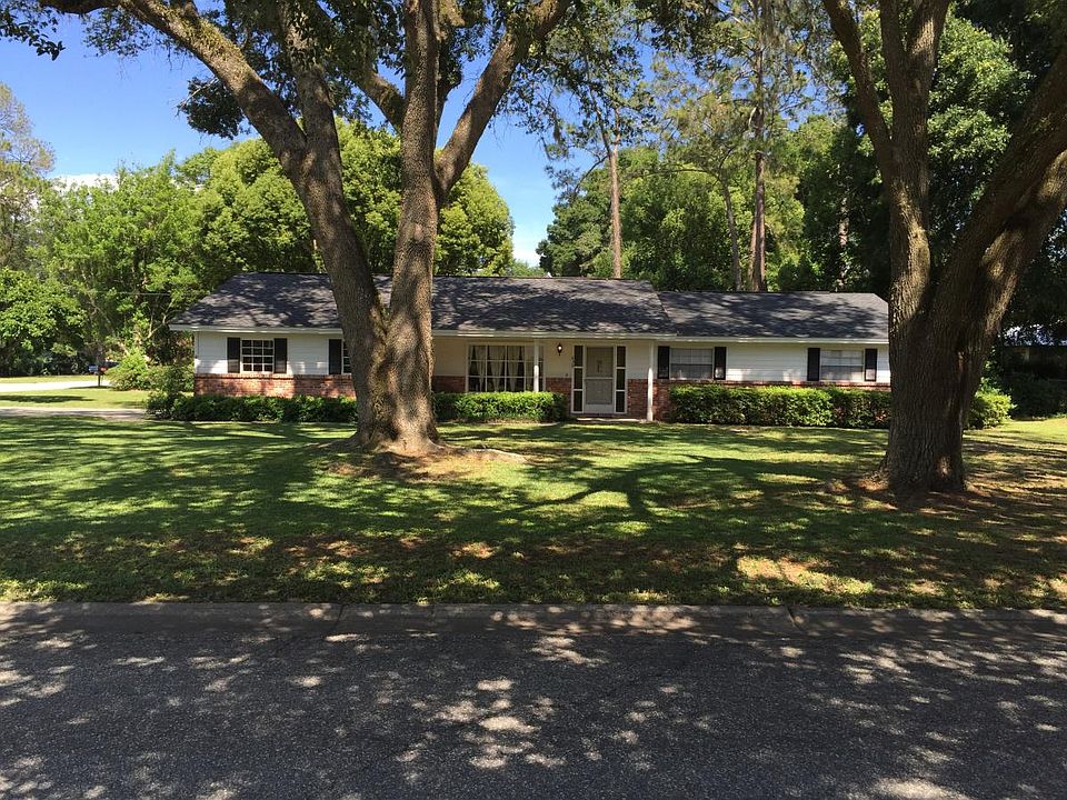 1st image of 639 NE 21st Ave