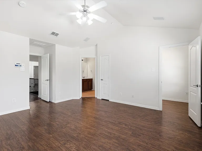 2649 Jacobson Dr — Photo 21