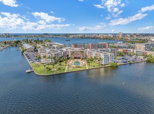 Waters Pointe, Saint Petersburg, FL 33707
