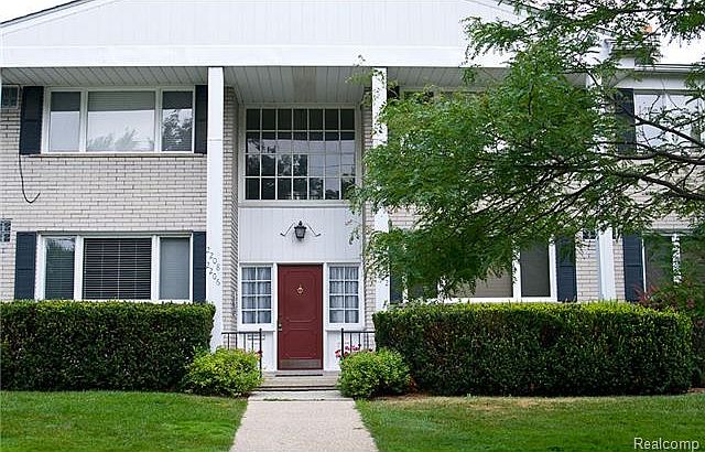 1st image of 2204 Essex St