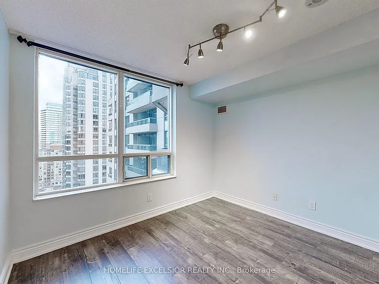 15 Northtown Way #2029 — Photo 14