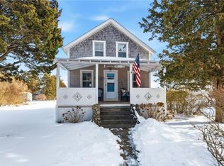 27 Benson Ave, Westerly, RI 02891