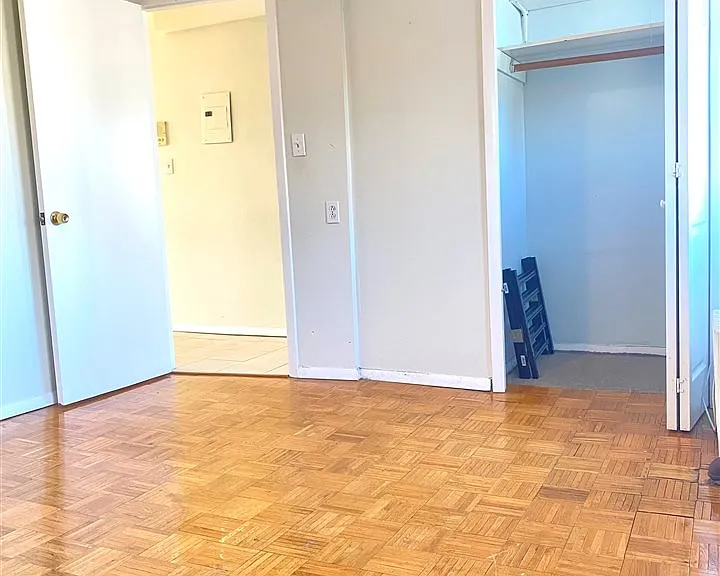 218 Newark Ave #4 — Photo 10