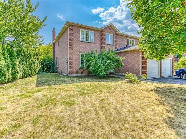 1037 Beechnut Rd, Oakville, ON L6J 7P4