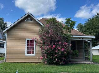 935 W Harrison St, Springfield, MO 65806