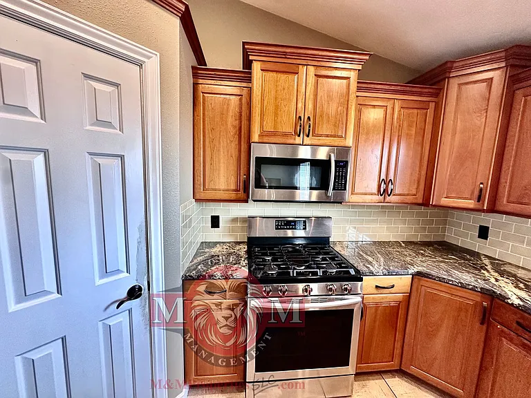 12128 S Woodridge Rd — Photo 11