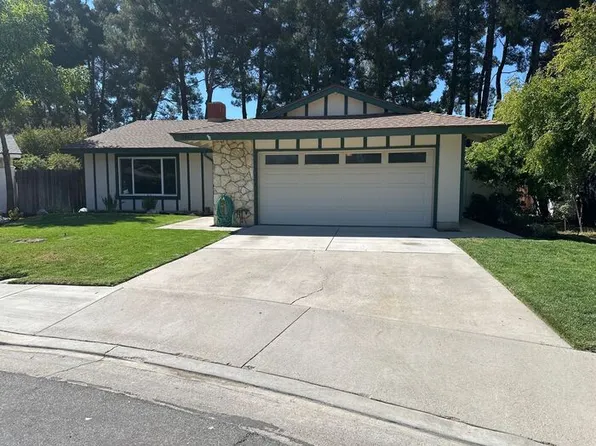 24437 La Glorita Cir, Santa Clarita, CA 91321