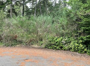 8th St, Florence, OR 97439