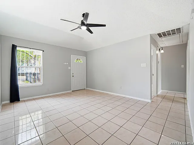 1301 S Palmetto — Photo 5