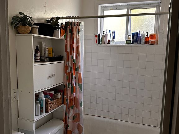 3rd image of 865 9th Ave S APT 2