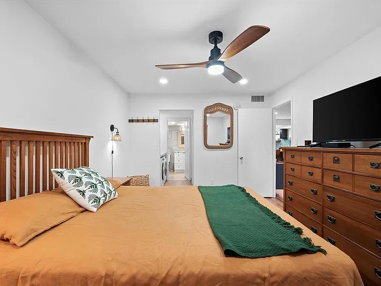 3700 S Osprey Ave #214 — Photo 31