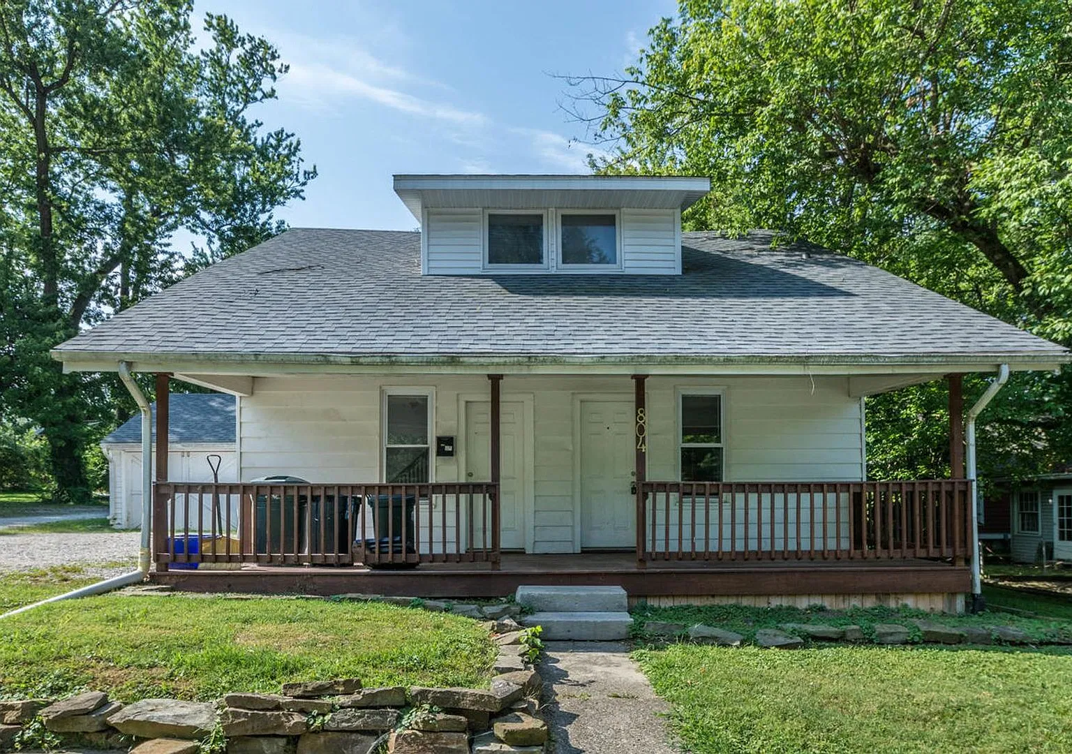 Available August 2027 Fully Remodeled!! — Photo 2
