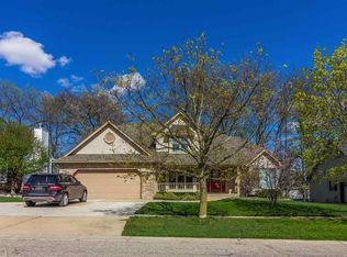 307 Brook Dr, Romeo, MI 48065