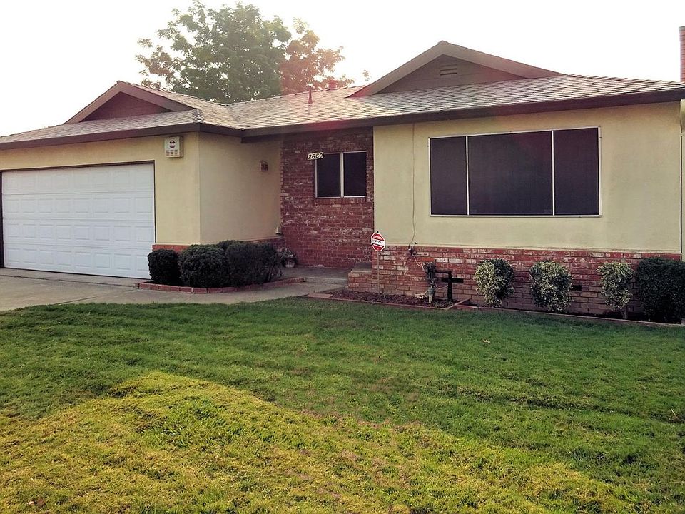 1st image of 2660 Sierra St