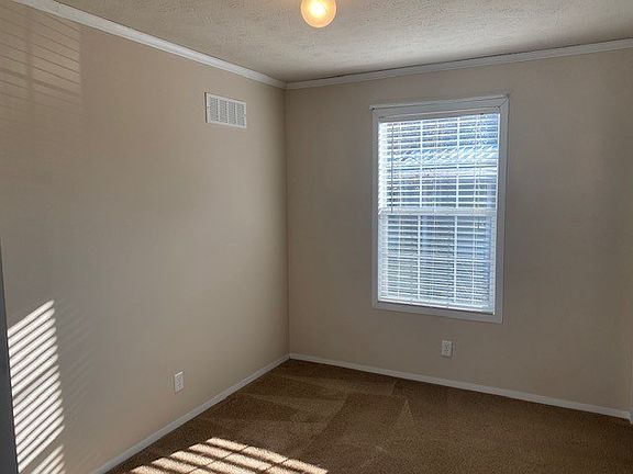 4th image of 1135 W Superior St #307