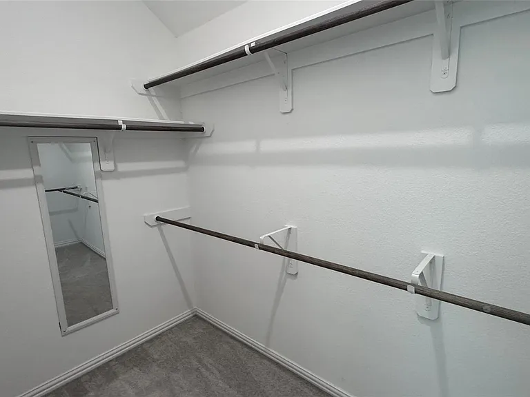 15746 Harding Bend Dr — Photo 9
