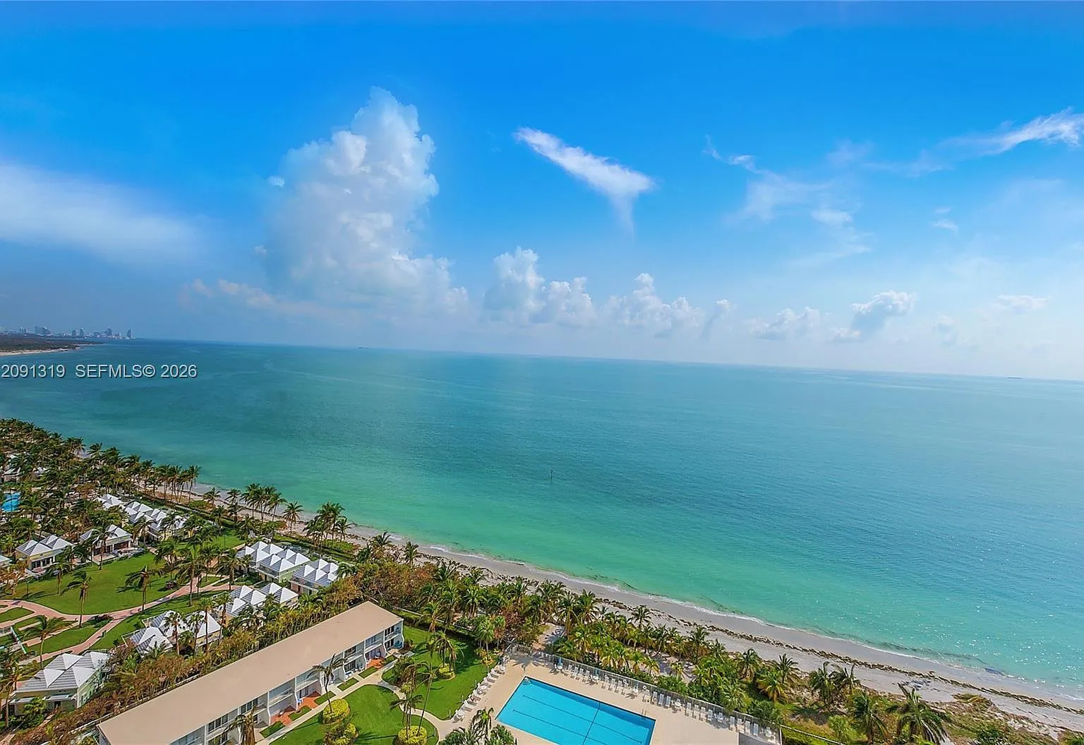 Casa Del Mar Condo — Photo 1