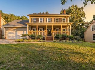8 River Way Dr, Greer, SC 29651