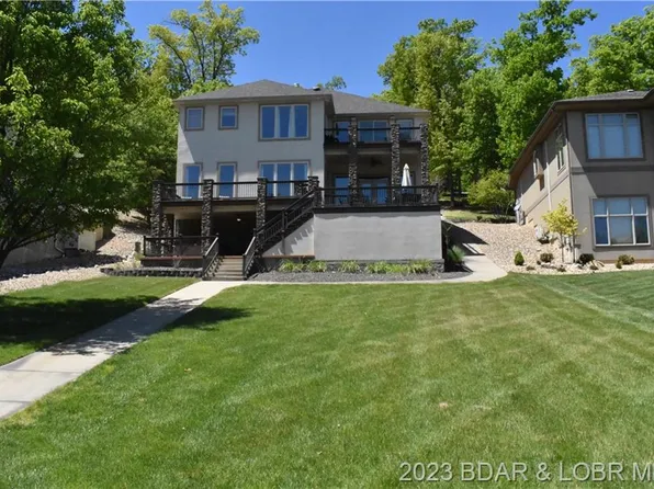 384 Oak Dr, Sunrise Beach, MO 65079