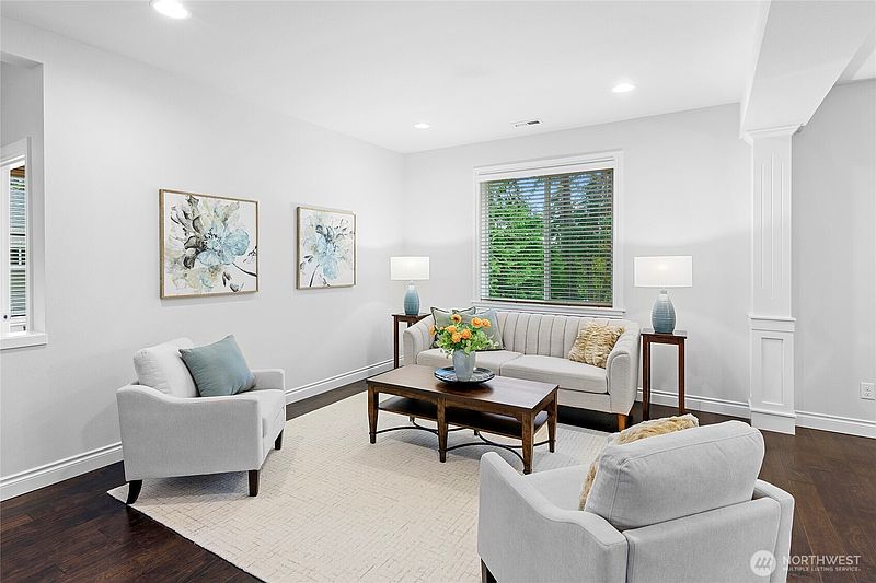 5th image of 13844 La Vigne Court NE