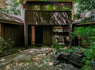 13530 Heath Rd, Novelty, OH 44072