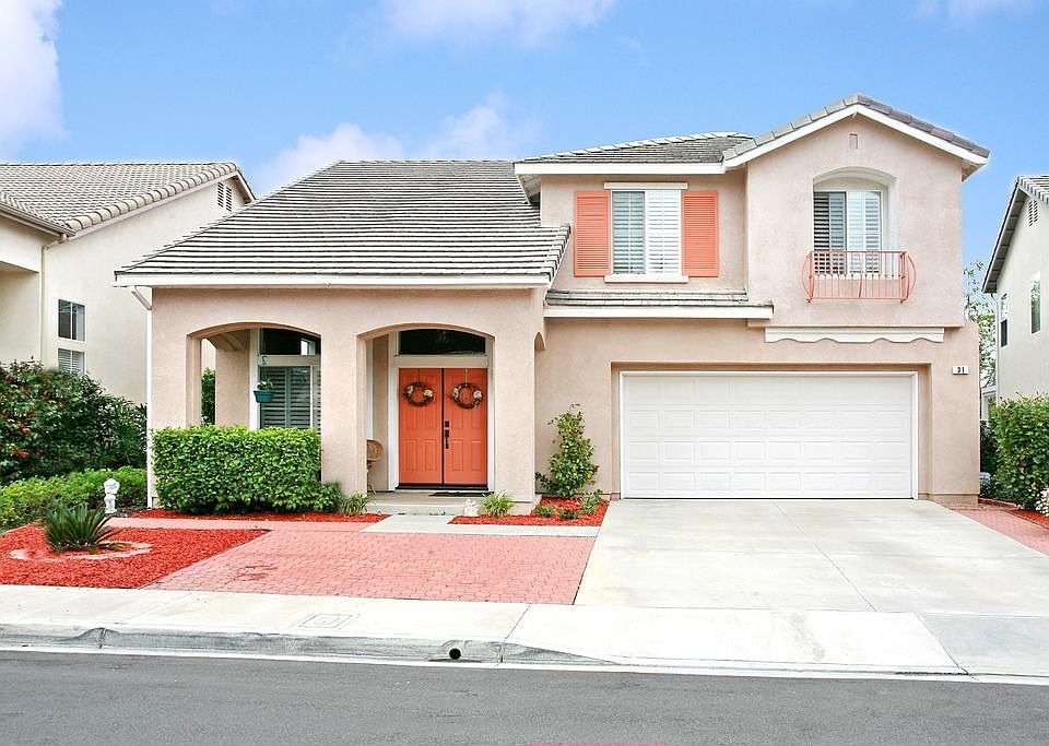 Double Cul-De-Sac Location