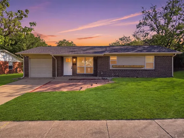 6214 Shadydell Dr, Fort Worth, TX 76135