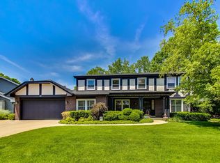 1352 Wessling Dr, Northbrook, IL 60062