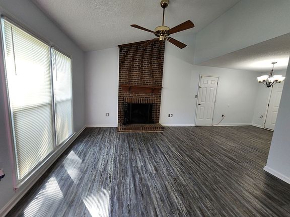 3rd image of 7743 Elm Tree Ln