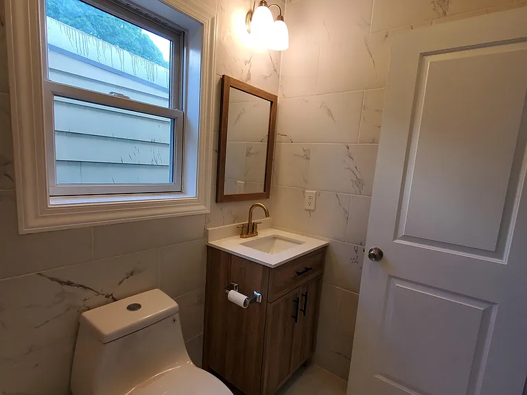 84 Andrew St #2 — Photo 15