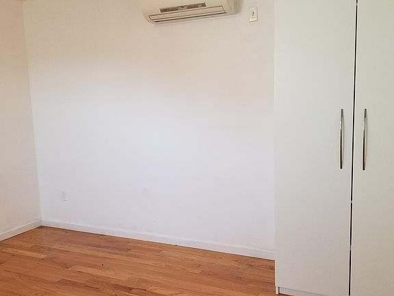 4th image of 3051 Brighton 3rd St APT 307