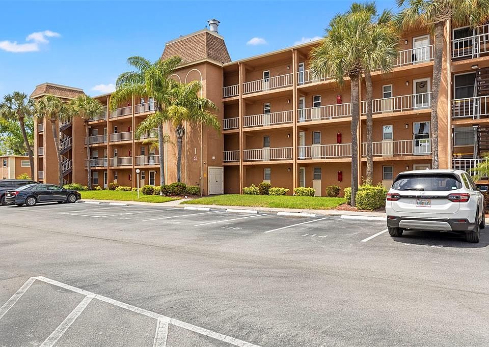 1st image of 12760 Indian Rocks Rd APT 107
