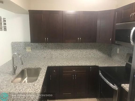 3rd image of 8356 N Coral Cir #8356