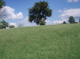 317 S Timberline Ct, Berea, KY 40403