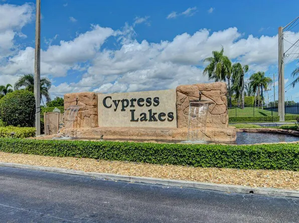 5036 Alfred Drive, West Palm Beach, FL 33417