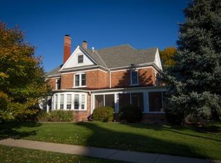 434 Lewis St S, Shakopee, MN 55379