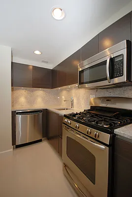 Rented by Stonehenge NYC LLC | media 14