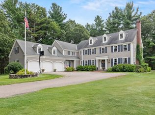 1080 North St, Walpole, MA 02081