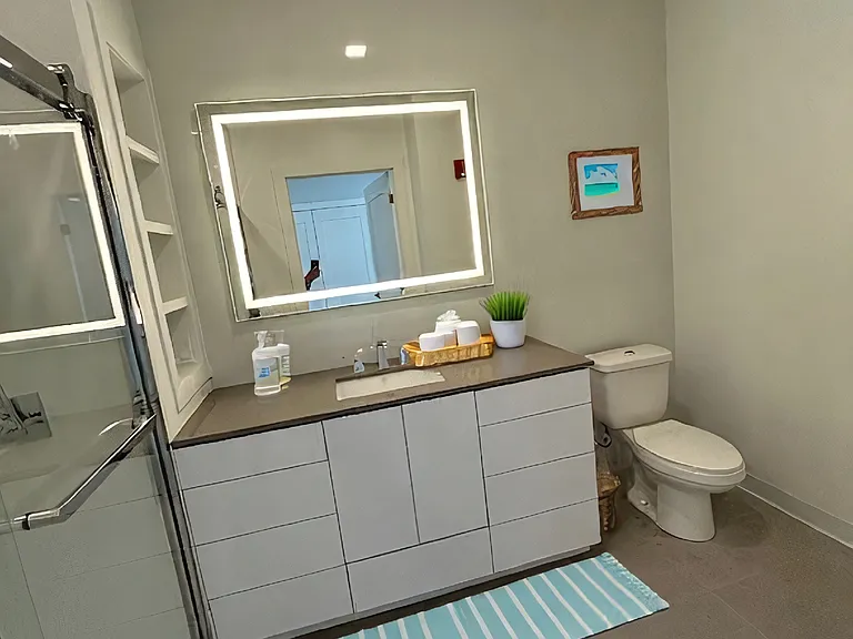 Residences at Sharon Gallery — Photo 29