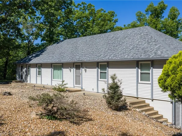 1415 Peach Blossom Ln, Osage Beach, MO 65065