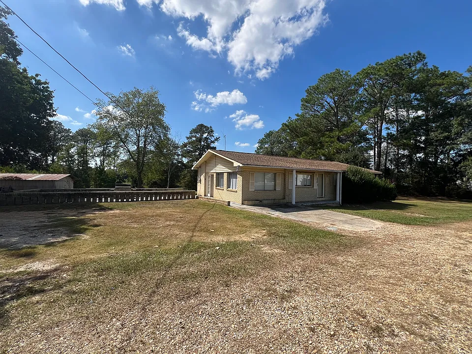 2997 Highway 589