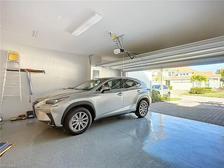 4664 Arboretum Cir #101 — Photo 37