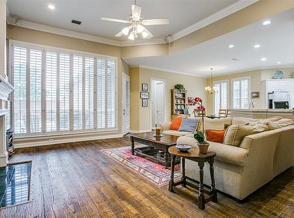 3rd image of 6405 Lochridge Dr