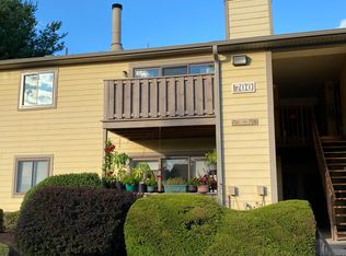 706 Thornton Ct, North Wales, PA 19454