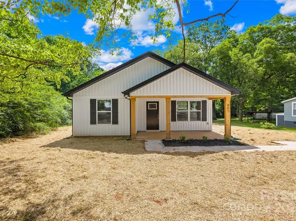 807 S Bostian St, China Grove, NC 28023