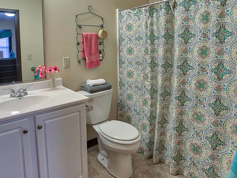 1482 N Lexington Springmill Rd — Photo 16