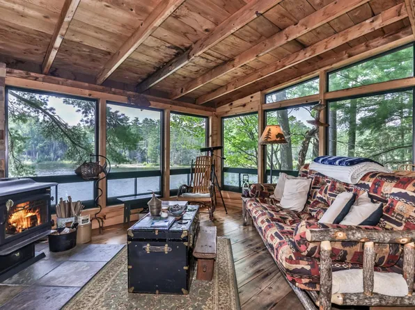 9637 Perry Dr, Arbor Vitae, WI 54568