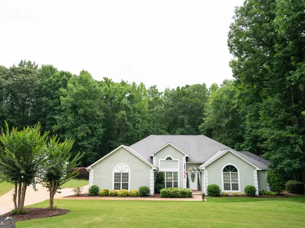 122 Colonial Ct, Lagrange, GA 30240