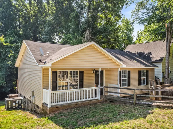 2019 Rath St, Greensboro, NC 27406